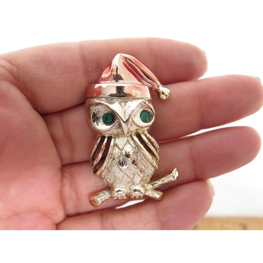 VINTAGE SIGNED TANCER II‎ RHINESTONE OWL CHRISTMAS HAT FIGURAL GOLD BROOCH PIN